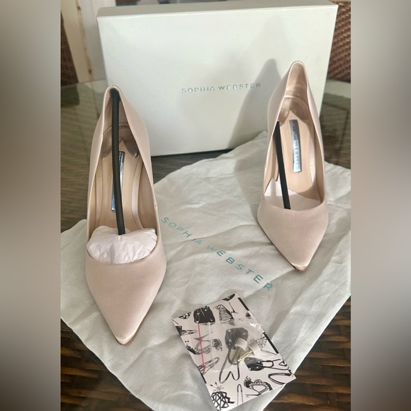 Sophia WebsterCoco Crystal Pump - Picture 11 of 16